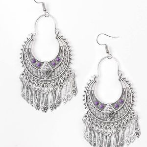5 for $25! Paparazzi purple earrings